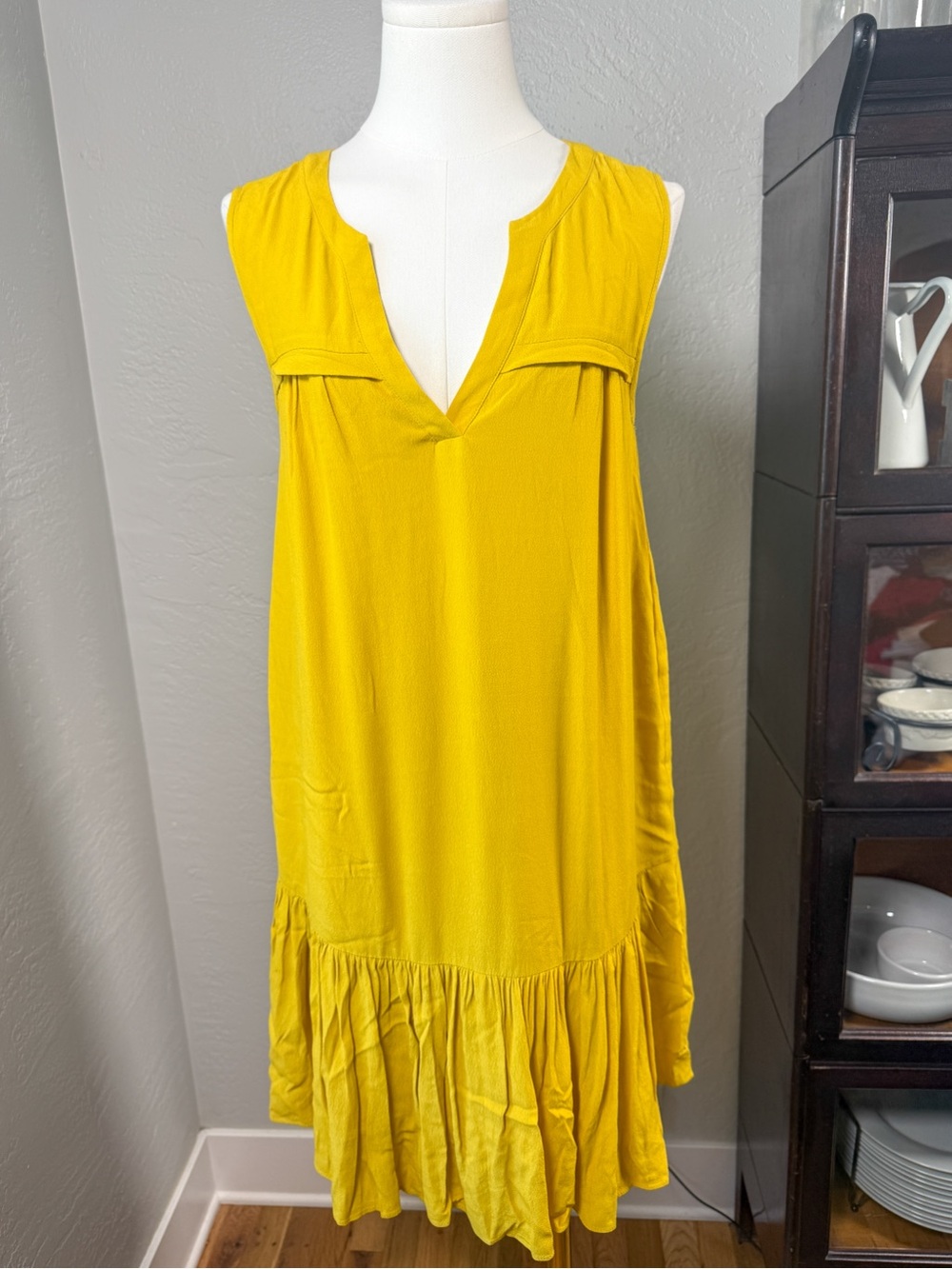 J.Crew Yellow Sleeveless Ruffle Hem Shift Dress 100% Viscose Size S